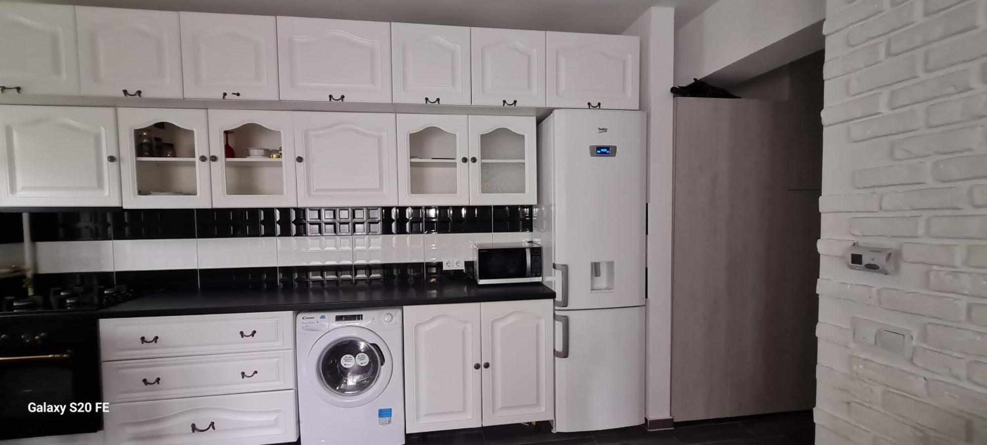 Apartament Regim Hotelier Elis Брашов Экстерьер фото